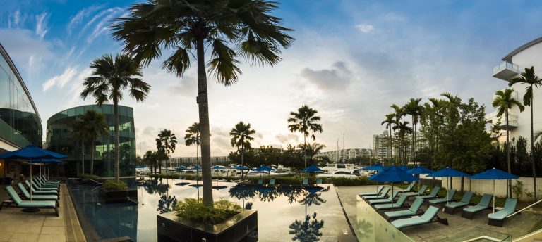 one15-infinity-pool-3