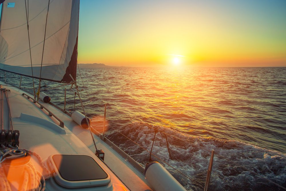 Sunsetting over the horizon